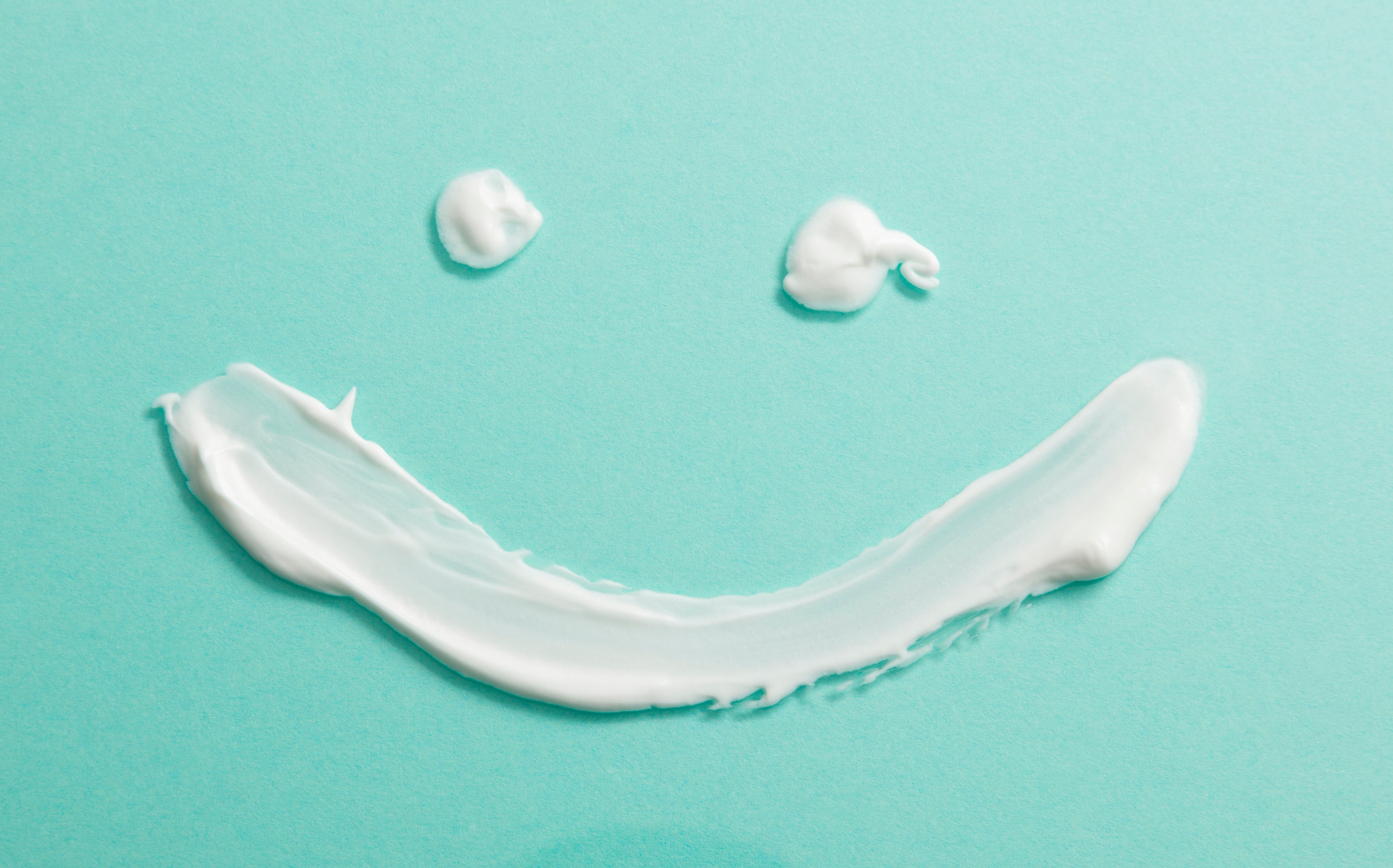 AP 24® Whitening Fluoride-Free Toothpaste